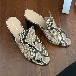 New Aldo slip slip on heel